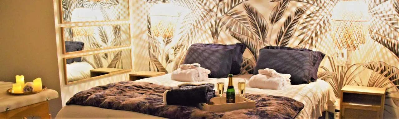 Cottage Entier Avec Spa Et Sauna Privatif Витре Франция
