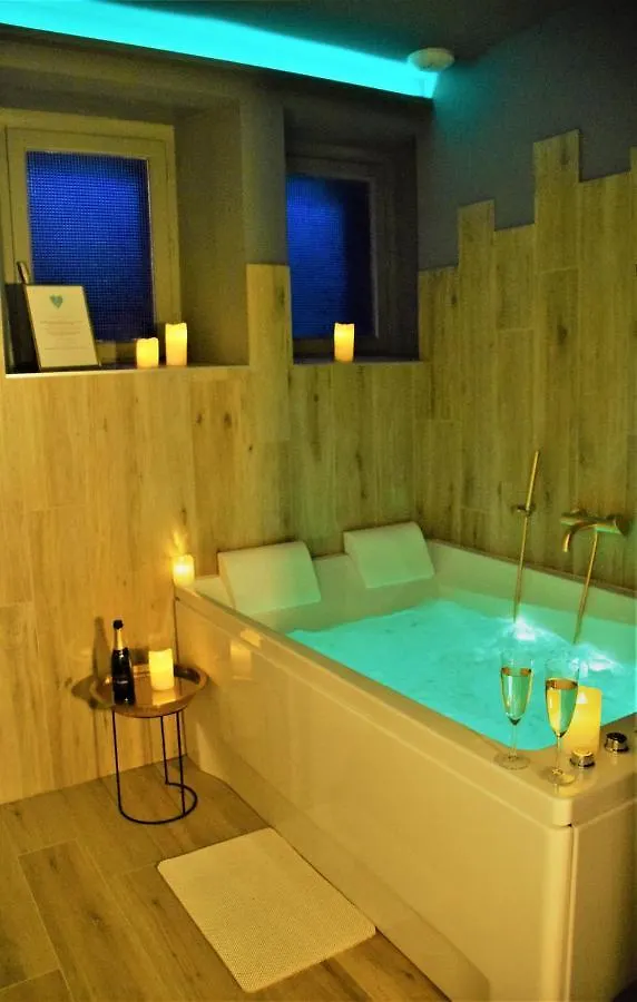 Cottage Entier Avec Spa Et Sauna Privatif Витре