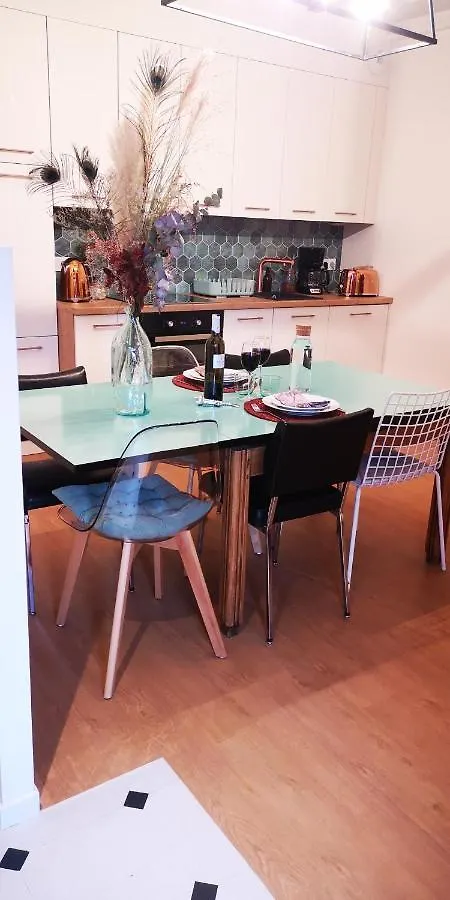 Cottage Entier Avec Spa Et Sauna Privatif Витре